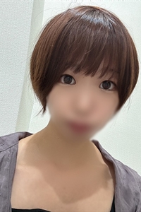 本日10時デビュー☆彡『むむ』chan☆空前絶後の美脚美乳！モデル顔負け！